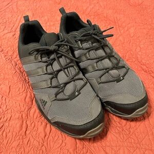 Adidas Terrex Men's Black and Gray Athletic Shoes